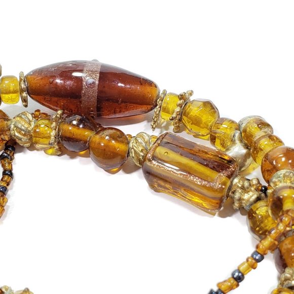 Multi Strand Glass Beads Bracelet City - Picture 4 of 6